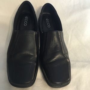 Ecco Slip On Black Loafers Size EU41/US 10.5